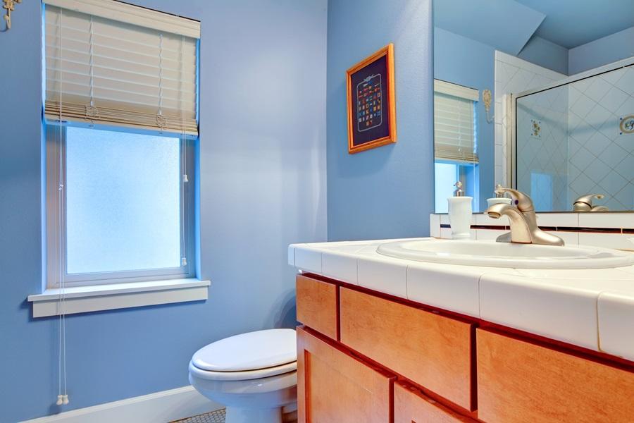 Practical Tips for Bathroom Painting